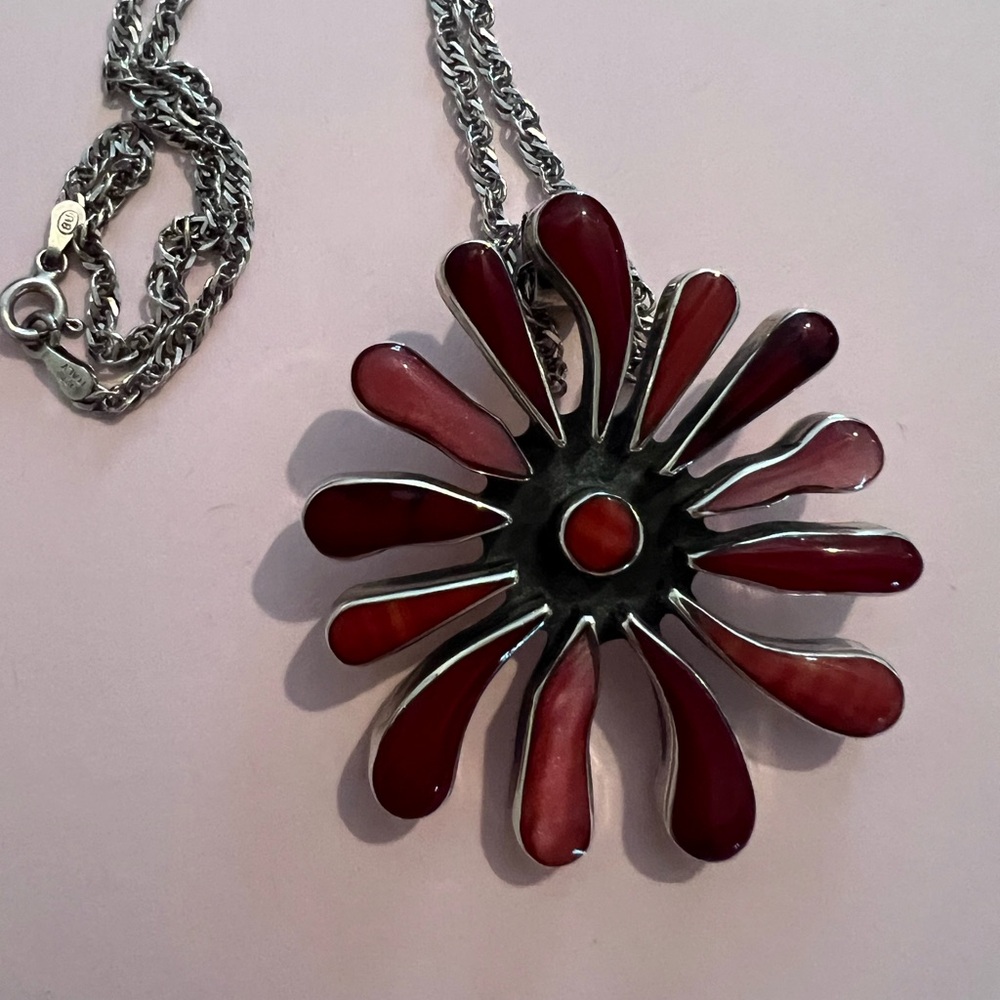 Vintage 925 Red Dyed Mother of Pearl Necklace From Italy On Heavy 925 Chain 18”